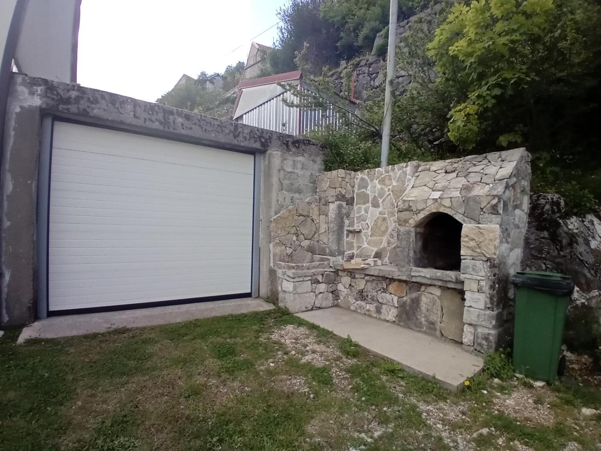 Konak Ugnji-Village Cetinje Exterior foto